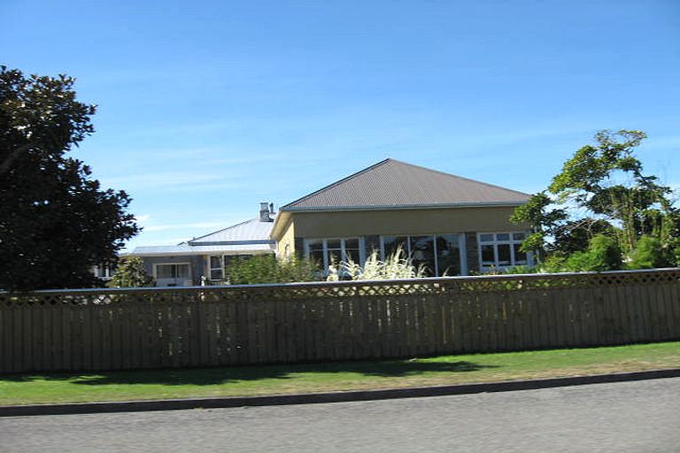 Photo of property in 3b Lewis Street, Geraldine, 7930