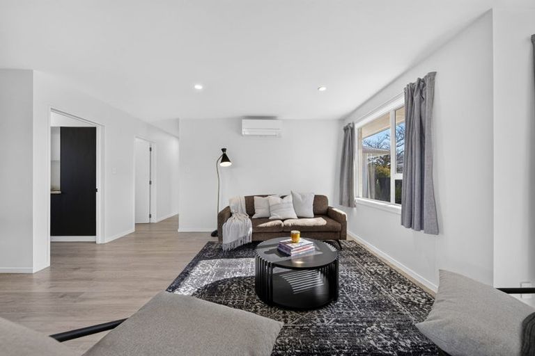 Photo of property in 4 Blossomdale Place, Bishopdale, Christchurch, 8053