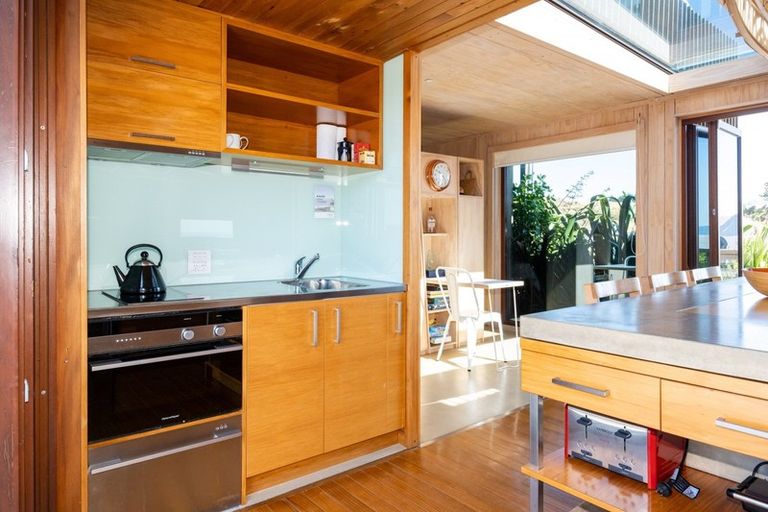 Photo of property in 28 Lightning Ridge View, Waimarama, 4294