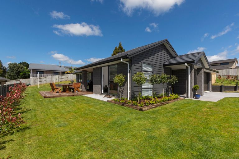 Photo of property in 28 Utopia Park Heights, Welcome Bay, Tauranga, 3112