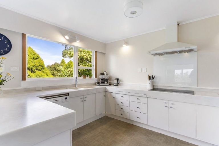 Photo of property in 81b Colwill Road, Massey, Auckland, 0614