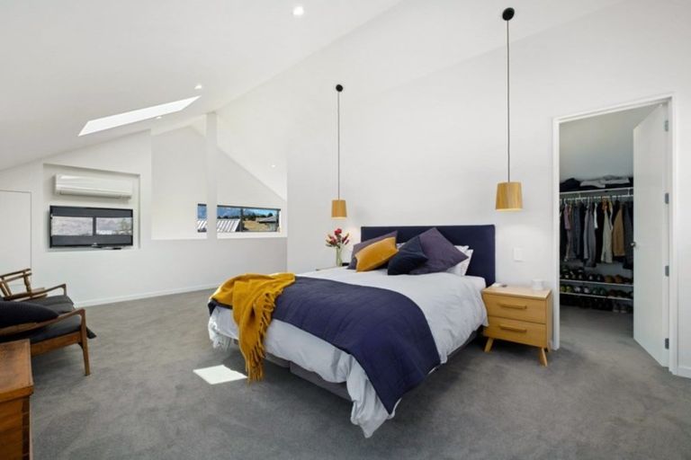 Photo of property in 57 Minaret Ridge, Wanaka, 9305