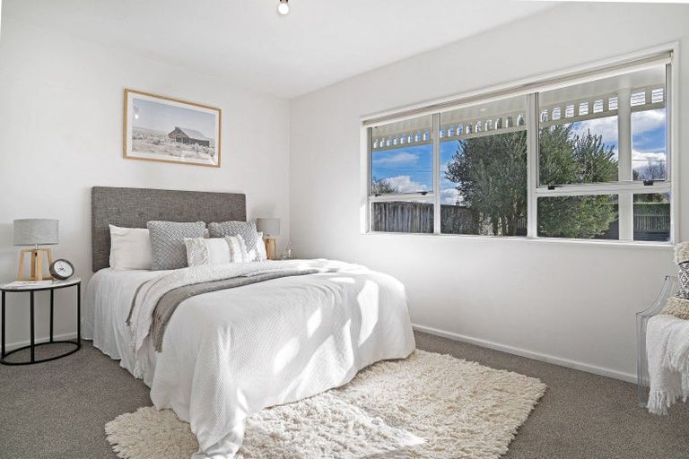 Photo of property in 81 Jellicoe Street, Martinborough, 5711