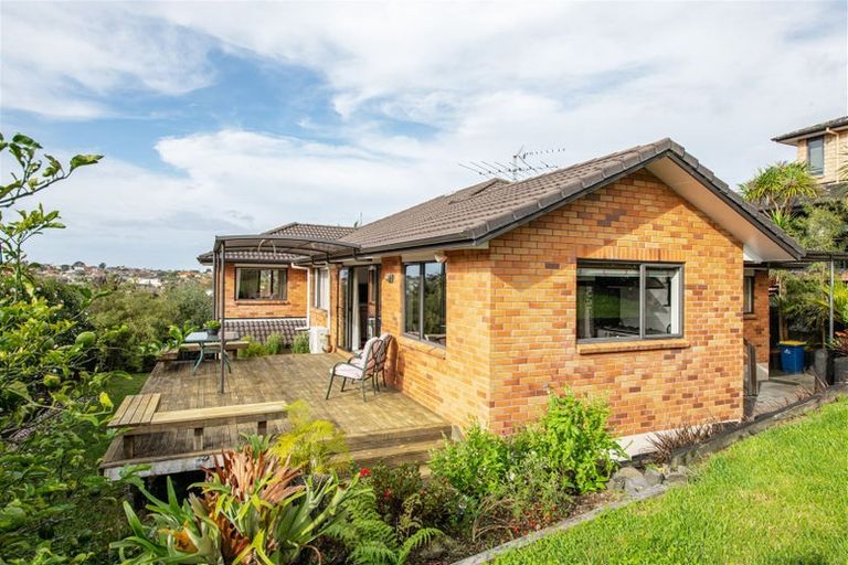 Photo of property in 34 Sapperton Drive, Henderson, Auckland, 0612