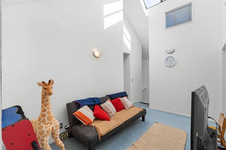 Photo of property in 2/32 Winchester Street, Merivale, Christchurch, 8014