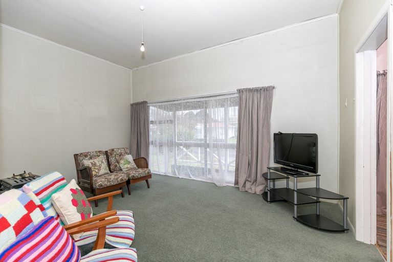 Photo of property in 142 Hakanoa Street, Huntly, 3700