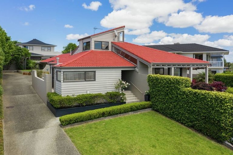 Photo of property in 11 Paykel Avenue, Farm Cove, Auckland, 2012