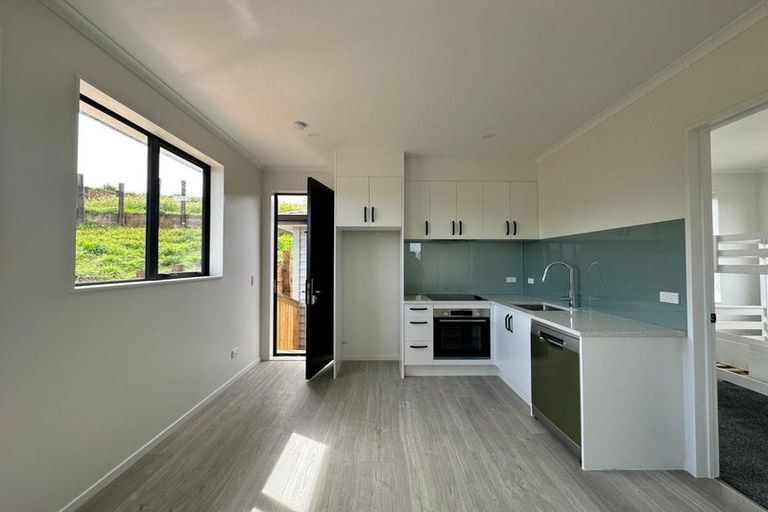 Photo of property in 8a Gracechurch Drive, Flat Bush, Auckland, 2016