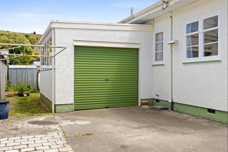 Photo of property in 12 Dolbel Street, Taradale, Napier, 4112