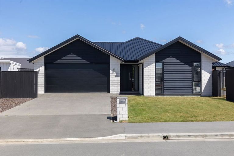 Photo of property in 22 Sorrel Gate, Halswell, Christchurch, 8025