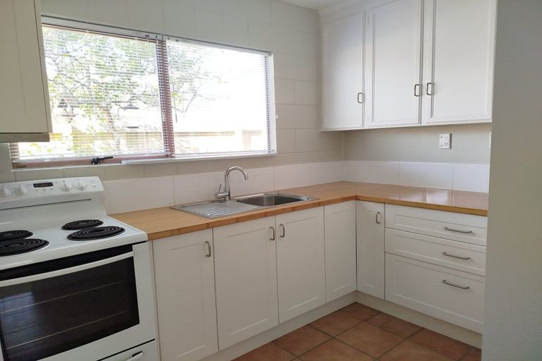 Photo of property in 3/772 Beach Road, Browns Bay, Auckland, 0630