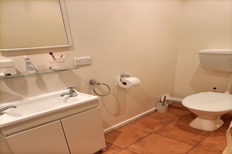 Photo of property in 172 Mitchell Street, Brooklyn, Wellington, 6021