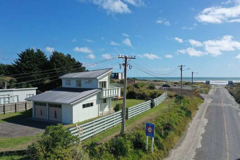 Photo of property in 121 Rua Avenue, Waitarere Beach, Levin, 5510