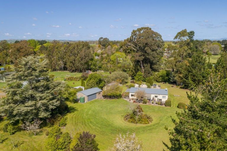 Photo of property in 37 Buckland Street, Tikokino, Waipawa, 4273