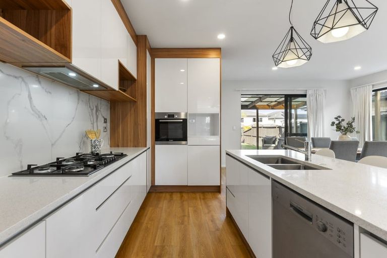 Photo of property in 403 Ormiston Road, Flat Bush, Auckland, 2019