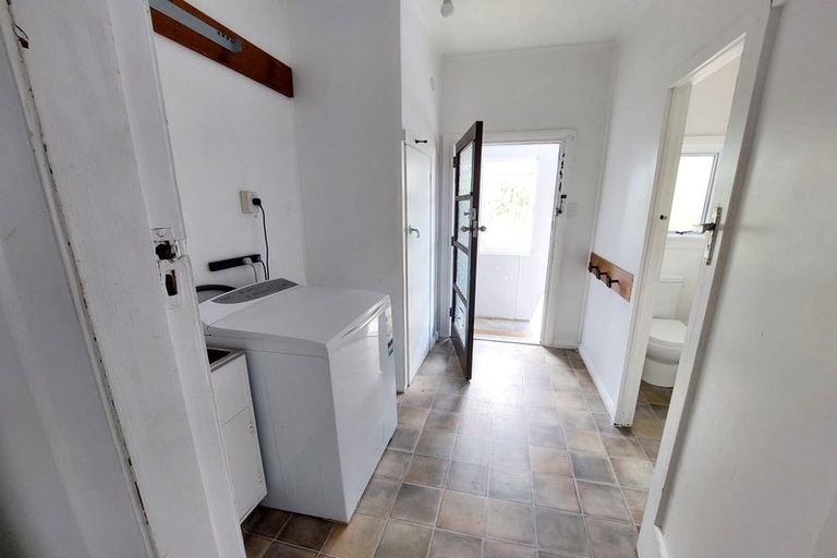 Photo of property in 122 Wortley Road, Lepperton, New Plymouth, 4373