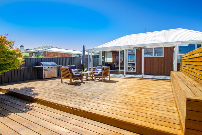 Photo of property in 100 Highcliff Road, Andersons Bay, Dunedin, 9013
