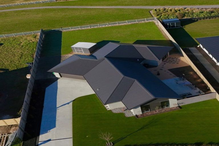 Photo of property in 159 Silver Peaks Drive, West Melton, 7618