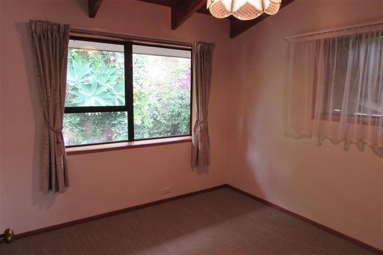 Photo of property in 38 Archers Road, Glenfield, Auckland, 0629