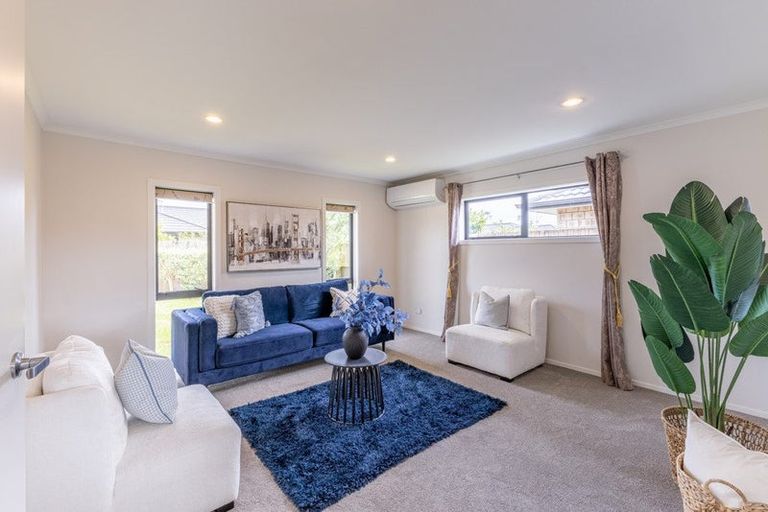 Photo of property in 8 Piwakawaka Court, Rototuna North, Hamilton, 3210