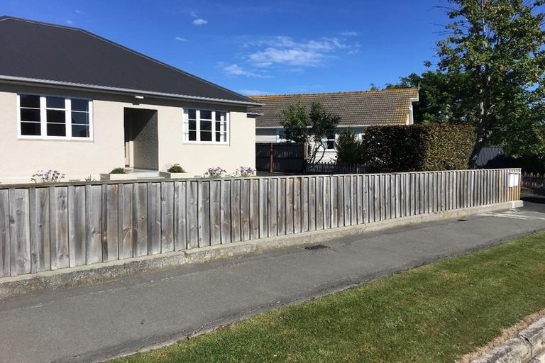 Photo of property in 11 Centennial Avenue, Riccarton, Christchurch, 8041