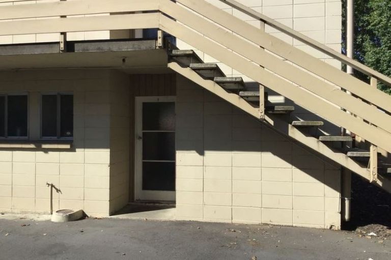 Photo of property in 1-6/21 Edgecumbe Street, Whitiora, Hamilton, 3200