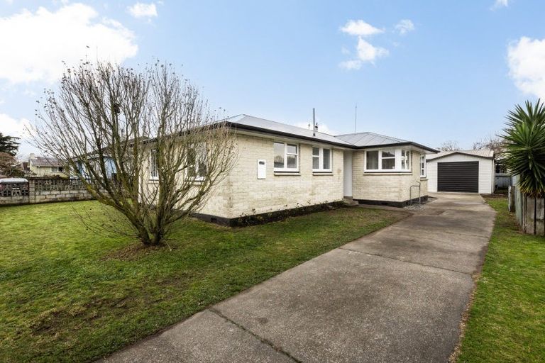 Photo of property in 16 Peterhead Avenue, Flaxmere, Hastings, 4120