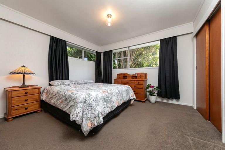 Photo of property in 7 Highlight Parade, Te Atatu South, Auckland, 0610