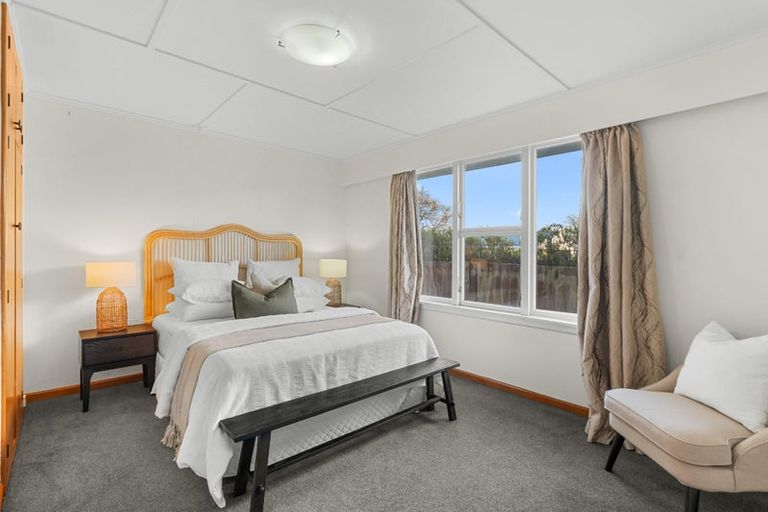 Photo of property in 43 Whitby Street, Burnside, Christchurch, 8053