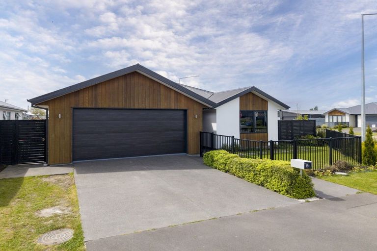 Photo of property in 69 William Nicholls Drive, Belfast, Christchurch, 8051