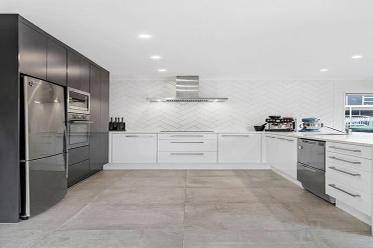 Photo of property in 8 Toomer Place, Beachlands, Auckland, 2018