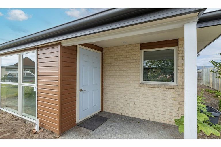 Photo of property in Rivertown Villas, 150 Williams Street, Kaiapoi, 7630