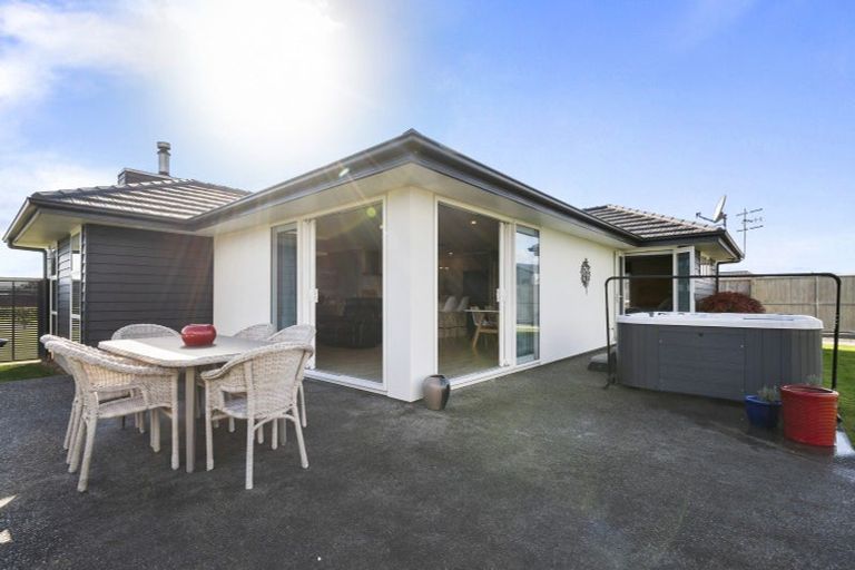 Photo of property in 19 George Street, Bulls, 4818