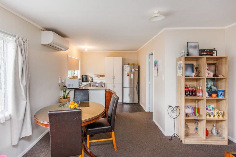 Photo of property in 28a Chatsworth Place, Highbury, Palmerston North, 4412