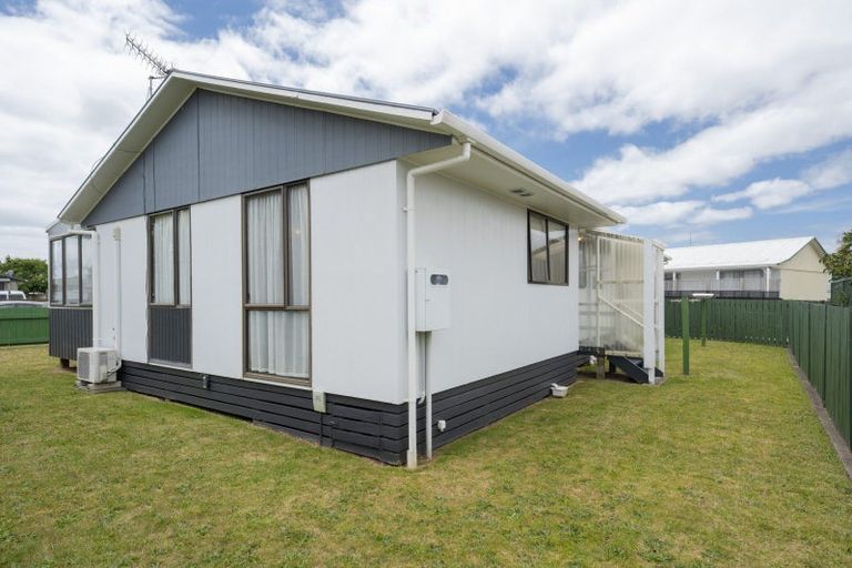 Photo of property in 6a Doncaster Drive, Papamoa Beach, Papamoa, 3118