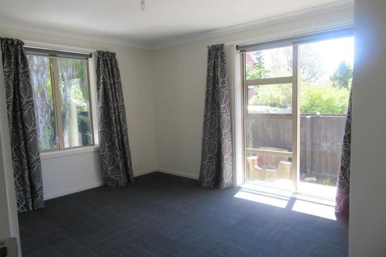 Photo of property in 257 Riccarton Road, Upper Riccarton, Christchurch, 8041