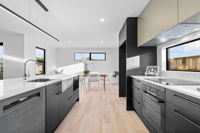 Photo of property in 24 Eccles Place, Halswell, Christchurch, 8025