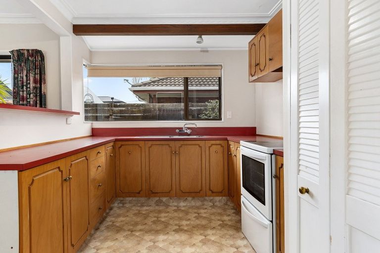 Photo of property in 8b Short Street, Otumoetai, Tauranga, 3110