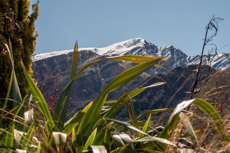 Photo of property in 15 Bracken Street, Arrowtown, 9302