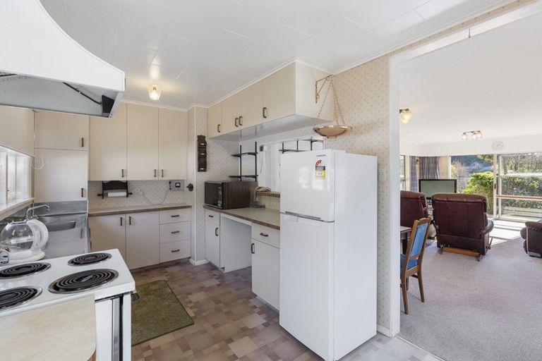 Photo of property in 57 Hine Road, Wainuiomata, Lower Hutt, 5014