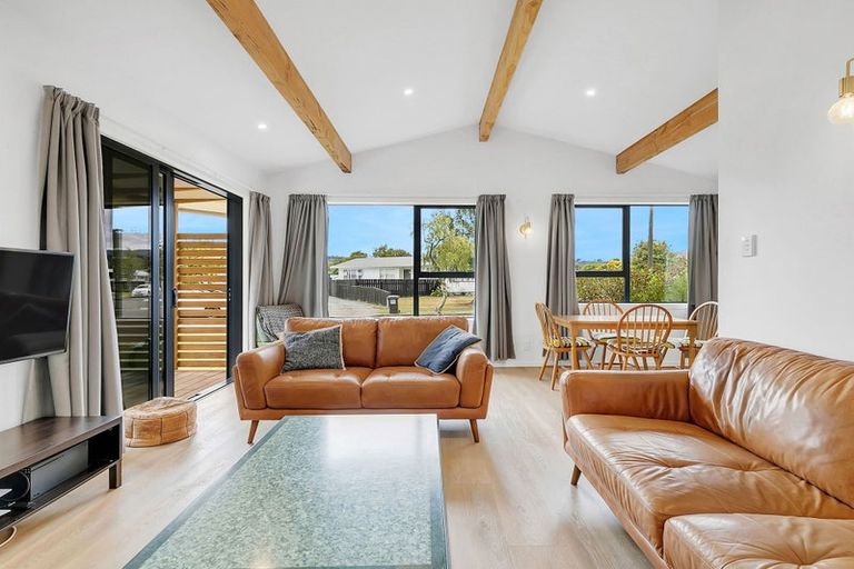 Photo of property in 8 Kentucky Street, Totara Park, Upper Hutt, 5018