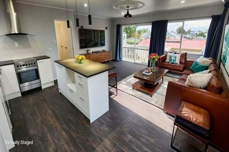 Photo of property in 7a Prospect Terrace, Pukekohe, 2120