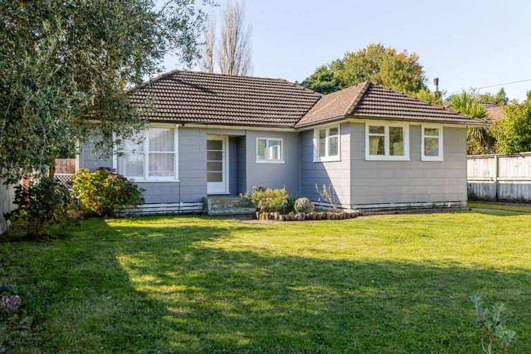 Photo of property in 17 Wilson Street, Pahiatua, 4910