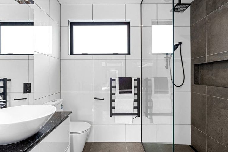 Photo of property in 4 Mckerrow Street, Marshland, Christchurch, 8083