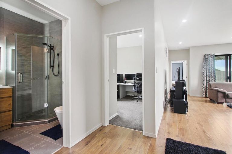 Photo of property in 13 Okohaka Avenue, Glenbrook, Waiuku, 2681