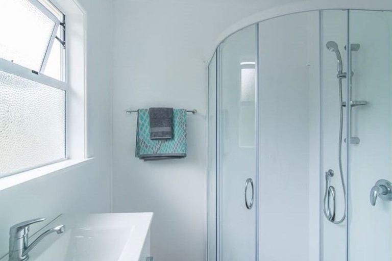 Photo of property in 22 Ngaio Road, Raumati Beach, Paraparaumu, 5032