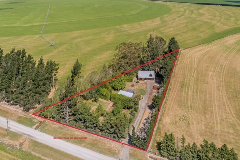 Photo of property in 156 Bleak House Road, Darfield, 7571