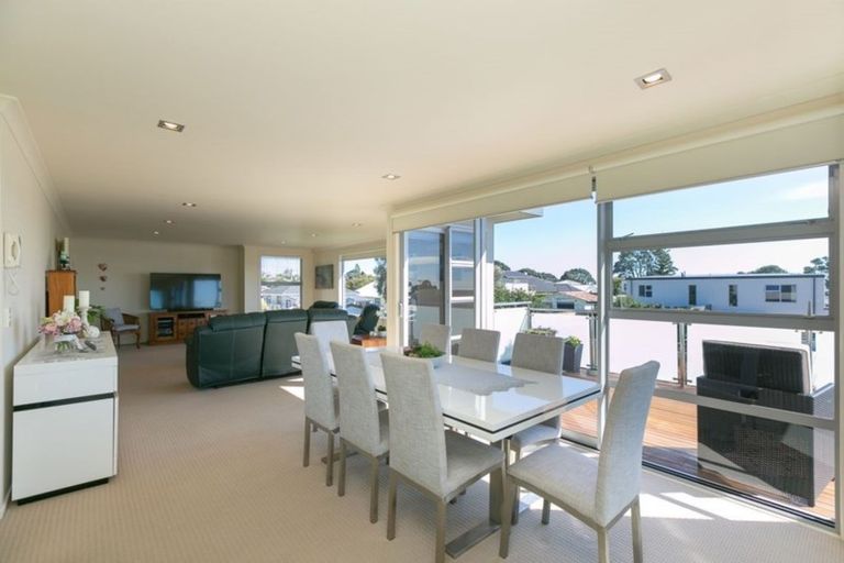 Photo of property in 22a Belt Road, Moturoa, New Plymouth, 4310