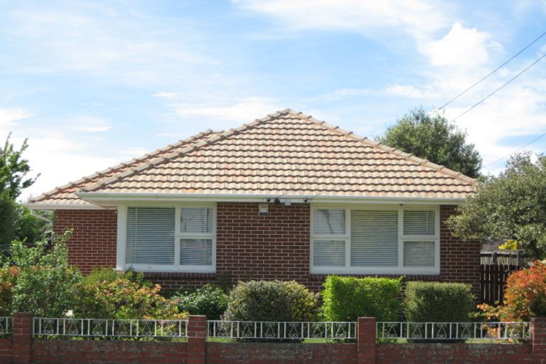 Photo of property in 11 Wingate Street, Redwood, Christchurch, 8051