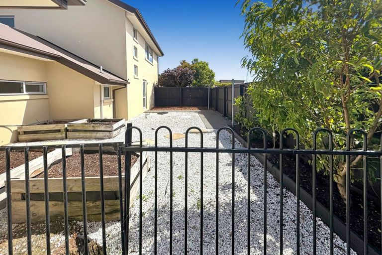 Photo of property in 17 Maurice Stanton Place, Shirley, Christchurch, 8052